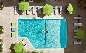 Sunset Marquis Hotel